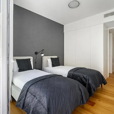 Daire Whome Exclusive Hideaway Perfect For Digital Nomads & Remote Workers Lisboa